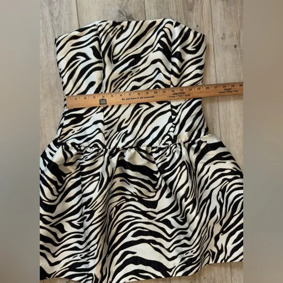 Lilly Pulitzer Akela Fit & Flare Strapless Zebra Jacquard Cocktail Dress Size 8 - Picture 7 of 11